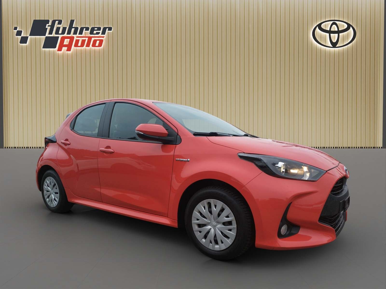TOYOTA Yaris 1.5 VVT-i HSD Comfort, Voll-Hybrid Benzin/Elektro, Occasion / Gebraucht, Automat - 3