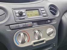 TOYOTA Yaris 1.3 16V Linea Sol, Essence, Occasion / Utilisé, Manuelle - 6