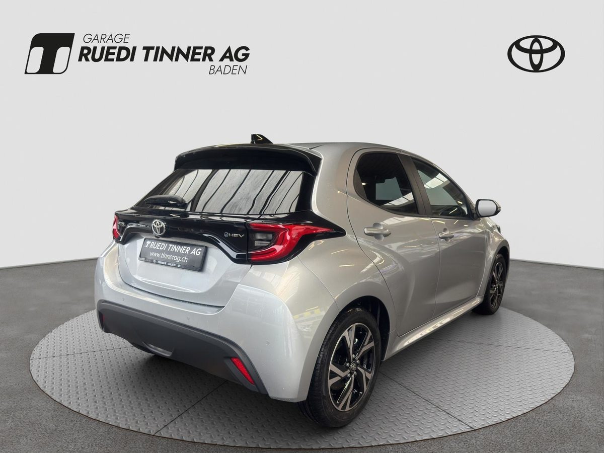 TOYOTA Yaris 1.5 VVT-i HSD Trend, Full-Hybrid Petrol/Electric, Second hand / Used, Automatic - 6