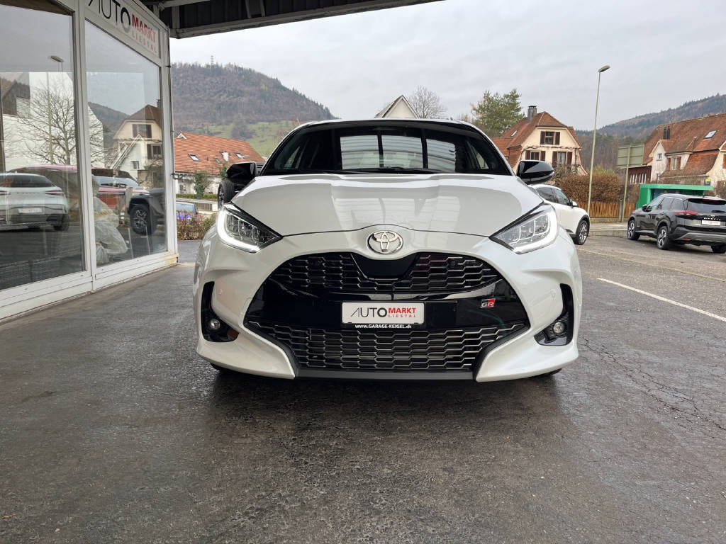 TOYOTA Yaris 1.5 VVT-i HSD GR Sport, Hybride Intégral Essence/Électricité, Occasion / Utilisé, Automatique - 6