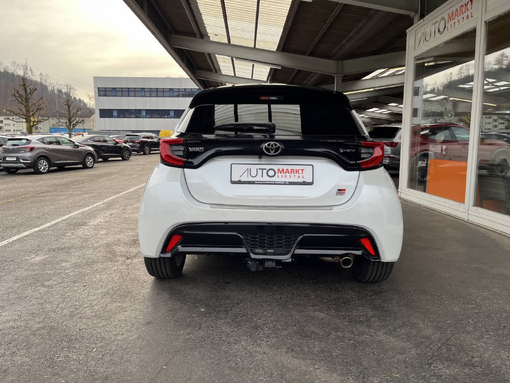 TOYOTA Yaris 1.5 VVT-i HSD GR Sport, Hybride Intégral Essence/Électricité, Occasion / Utilisé, Automatique - 7