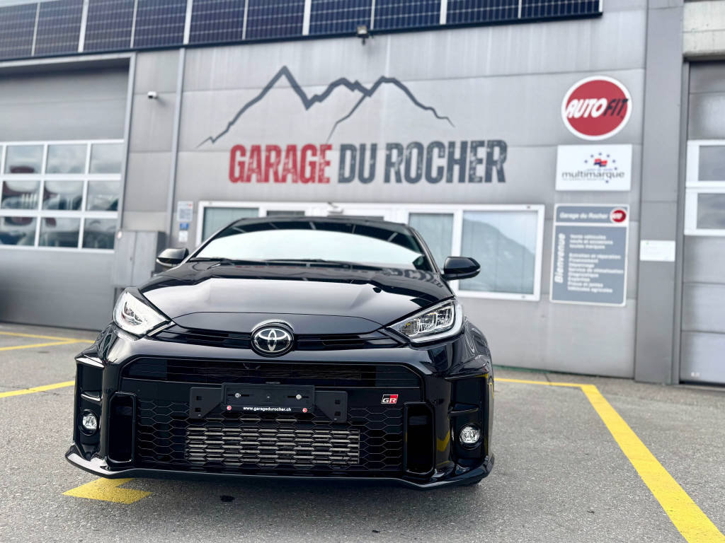 TOYOTA GR Yaris 1.6 Turbo Sport 4x4, Benzin, Occasion / Gebraucht, Handschaltung