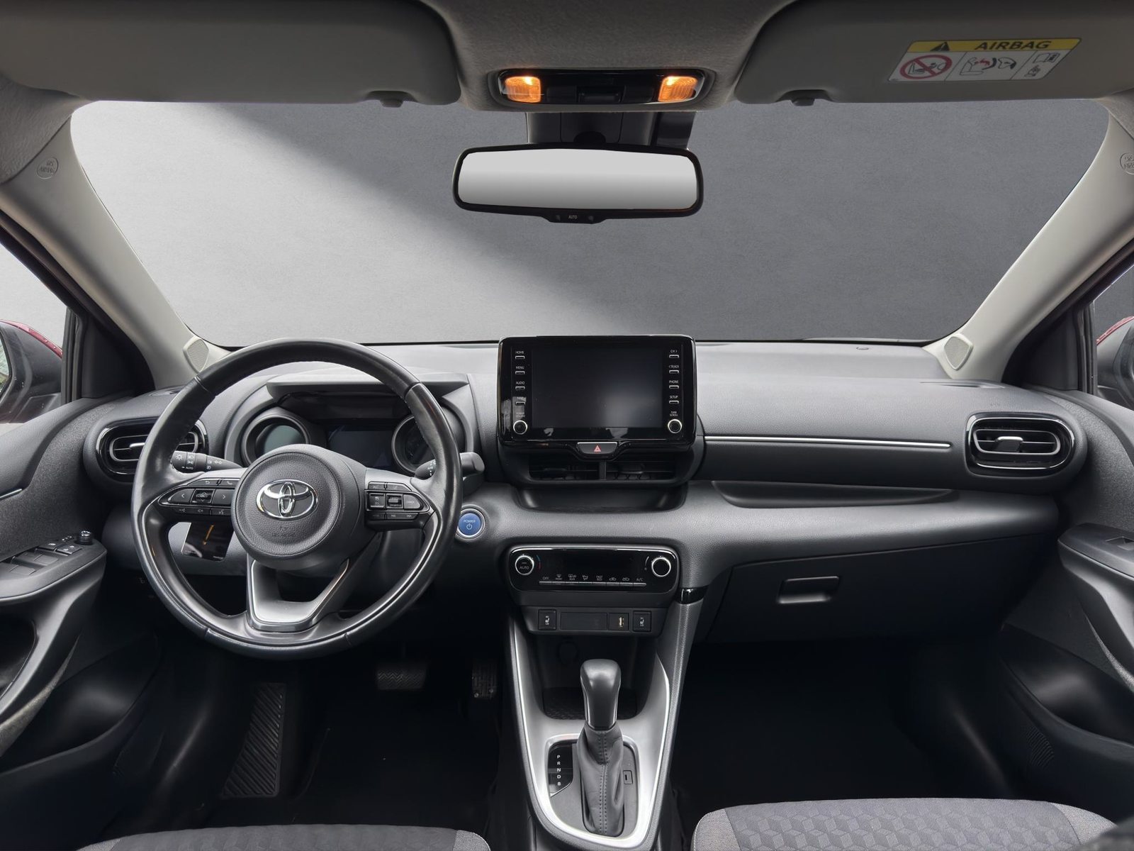 TOYOTA Yaris 1.5 VVT-i HSD Trend, Voll-Hybrid Benzin/Elektro, Occasion / Gebraucht, Automat - 4