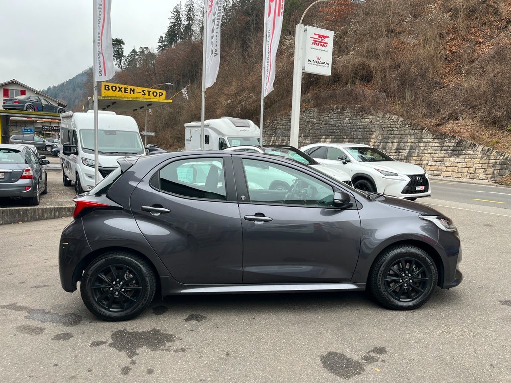 TOYOTA Yaris 1.5 VVT-i HSD, Voll-Hybrid Benzin/Elektro, Occasion / Gebraucht, Automatik - 6