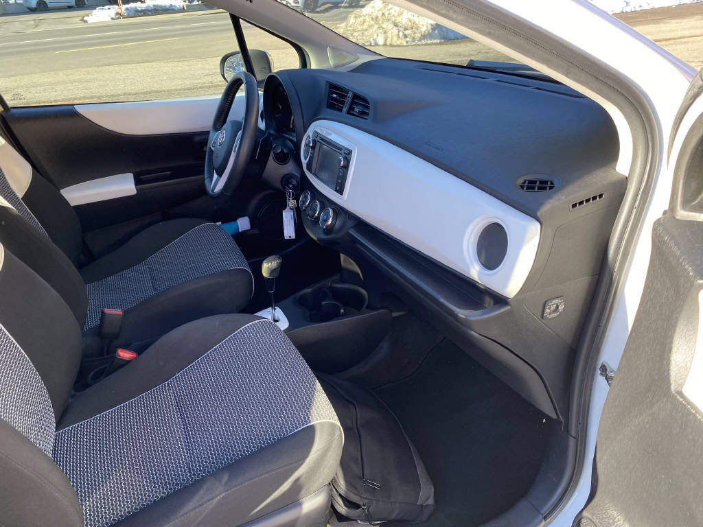 TOYOTA Yaris 1.33 VVT-i Trend MdS, Benzina, Occasioni / Usate, Automatico - 7