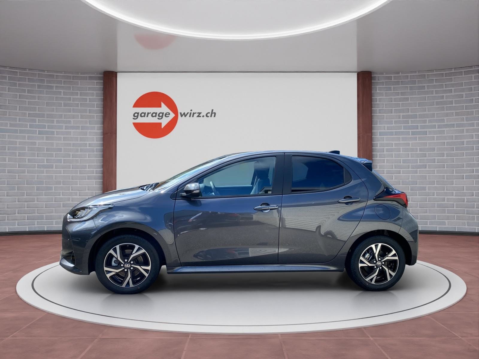 TOYOTA Yaris 1.5 VVT-i HSD Trend, Full-Hybrid Petrol/Electric, Second hand / Used, Automatic - 2