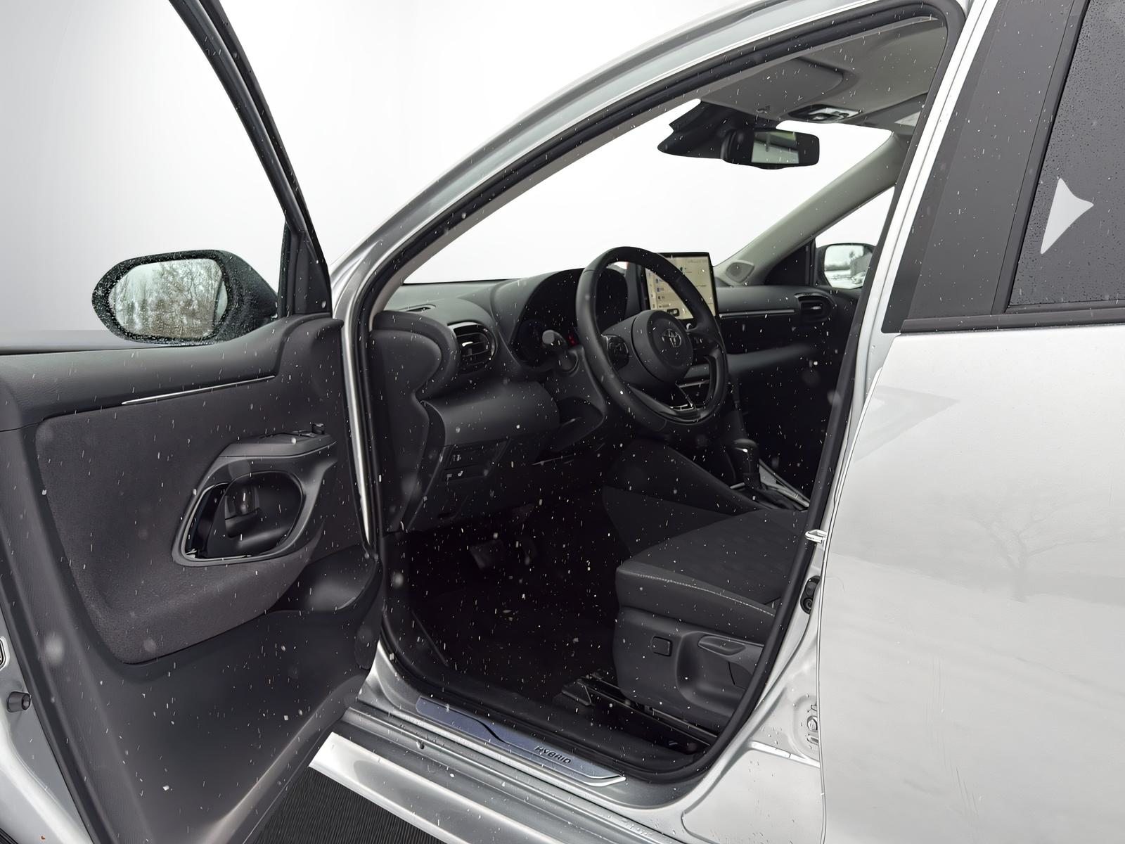 TOYOTA Yaris 1.5 VVT-i HSD Trend, Hybride Integrale Benzina/Elettrica, Occasioni / Usate, Automatico - 7