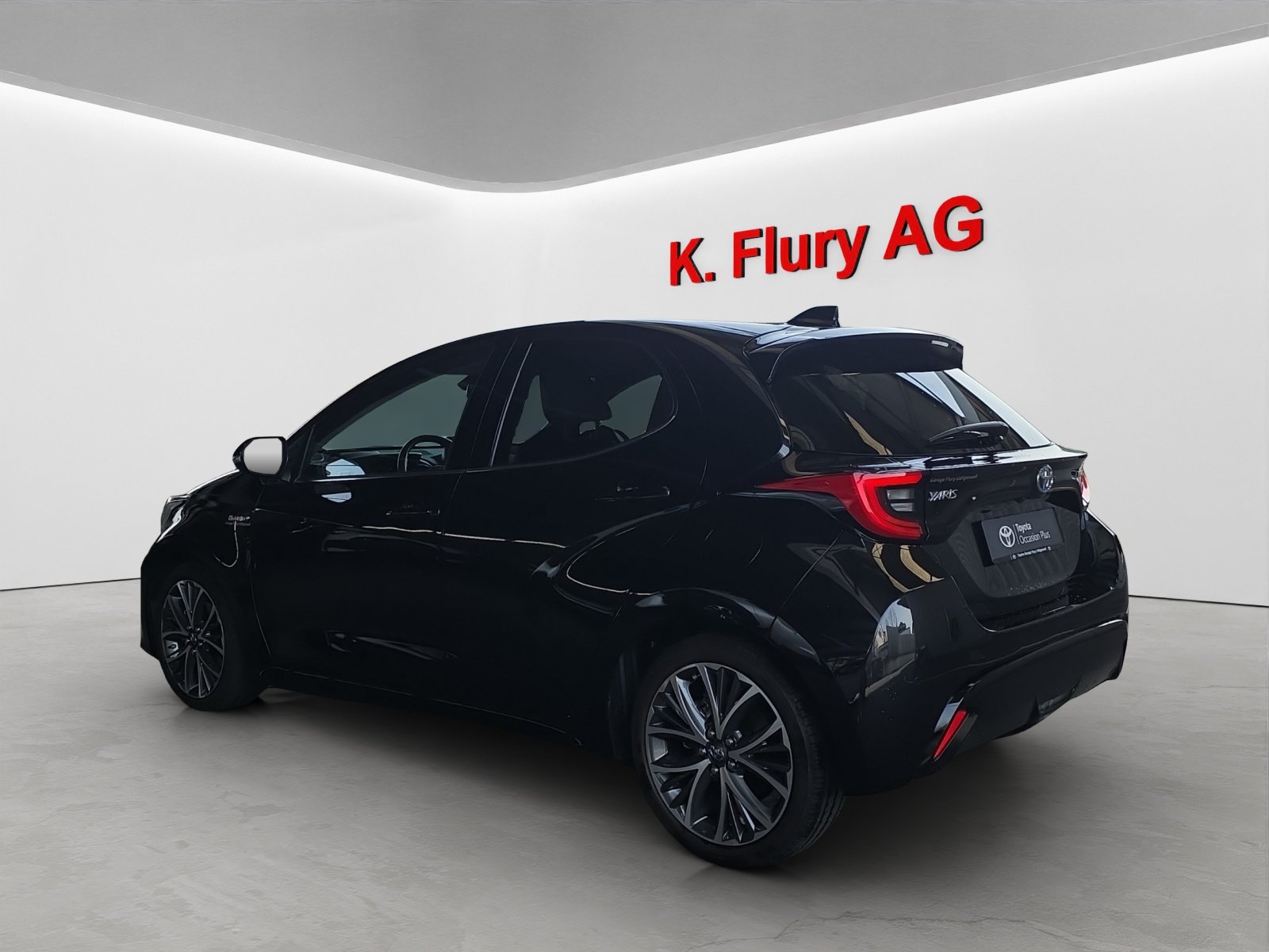 TOYOTA Yaris 1.5 VVT-i HSD Premium, Voll-Hybrid Benzin/Elektro, Occasion / Gebraucht, Automatik - 3