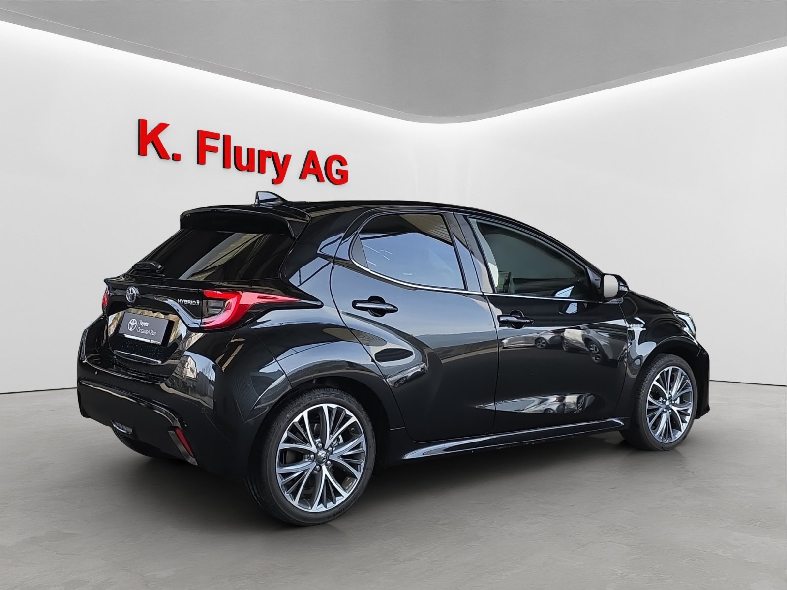 TOYOTA Yaris 1.5 VVT-i HSD Premium, Voll-Hybrid Benzin/Elektro, Occasion / Gebraucht, Automatik - 5
