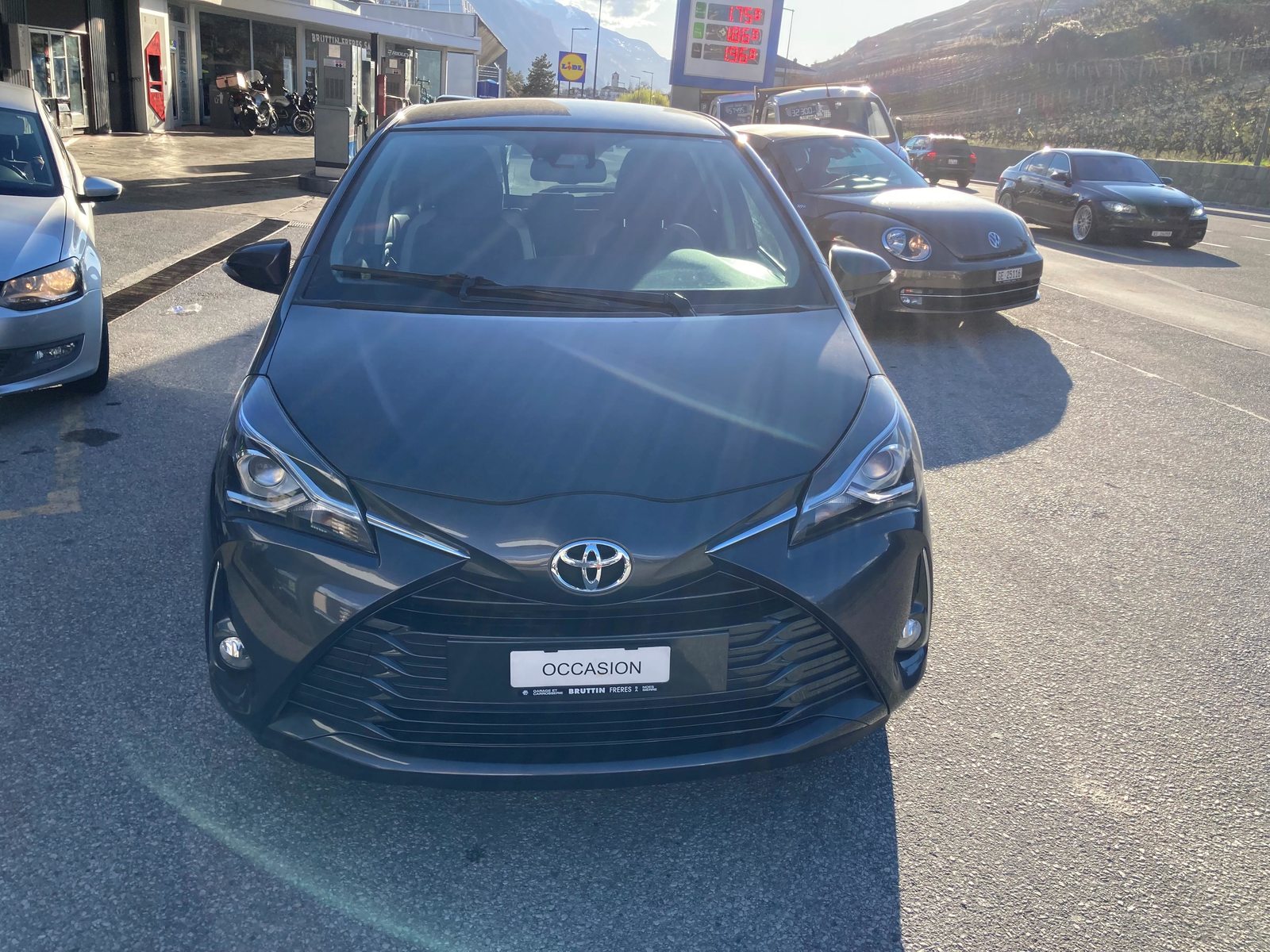 TOYOTA Yaris 1.5 VVT-iE Trend