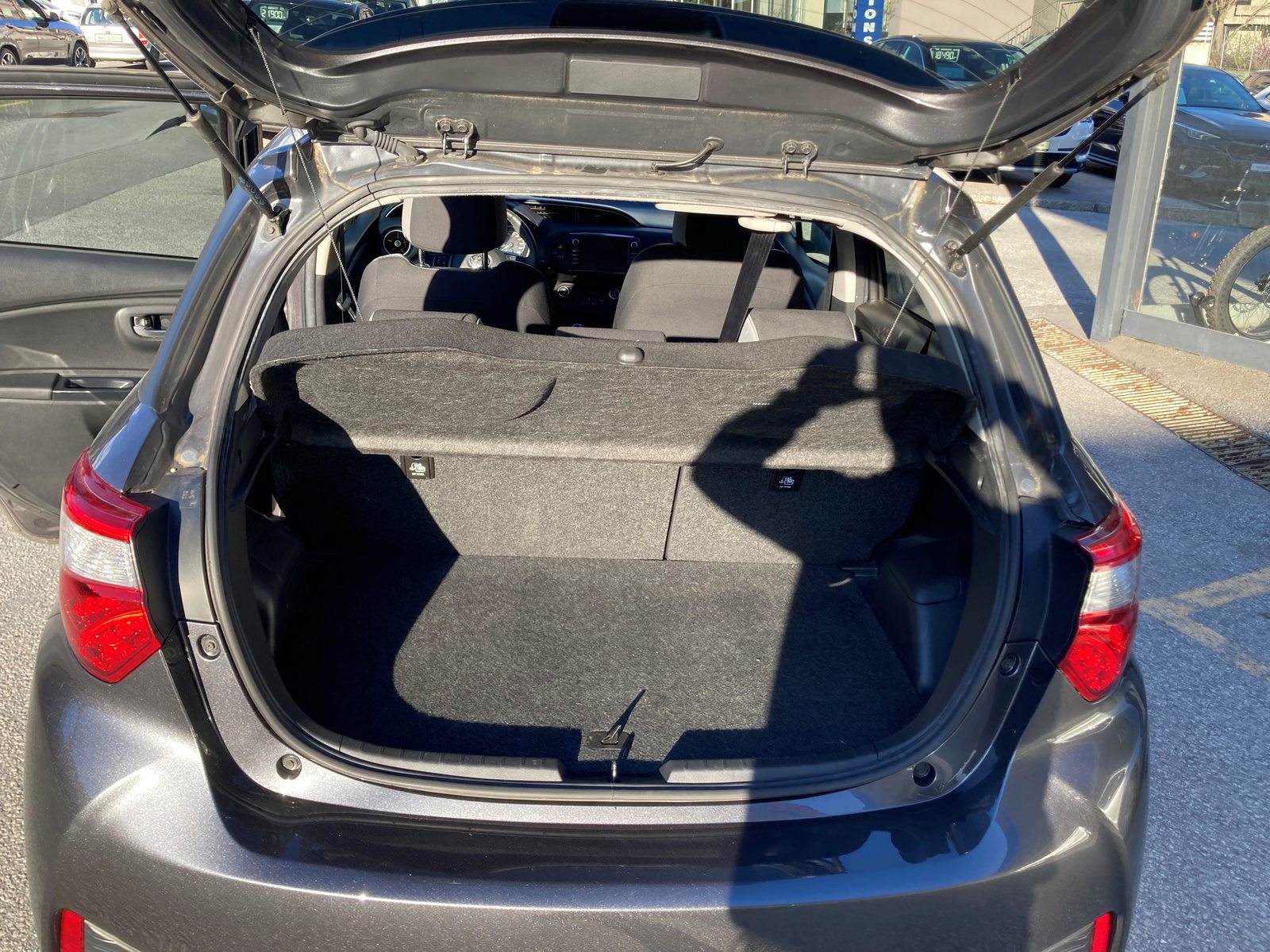 TOYOTA Yaris 1.5 VVT-iE Trend, Benzina, Occasioni / Usate, Manuale - 5