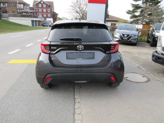 TOYOTA Yaris 1.5 VVT-iE Trend, Essence, Occasion / Utilisé, Manuelle - 3