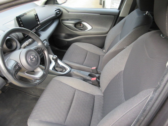 TOYOTA Yaris 1.5 VVT-iE Trend, Essence, Occasion / Utilisé, Manuelle - 6