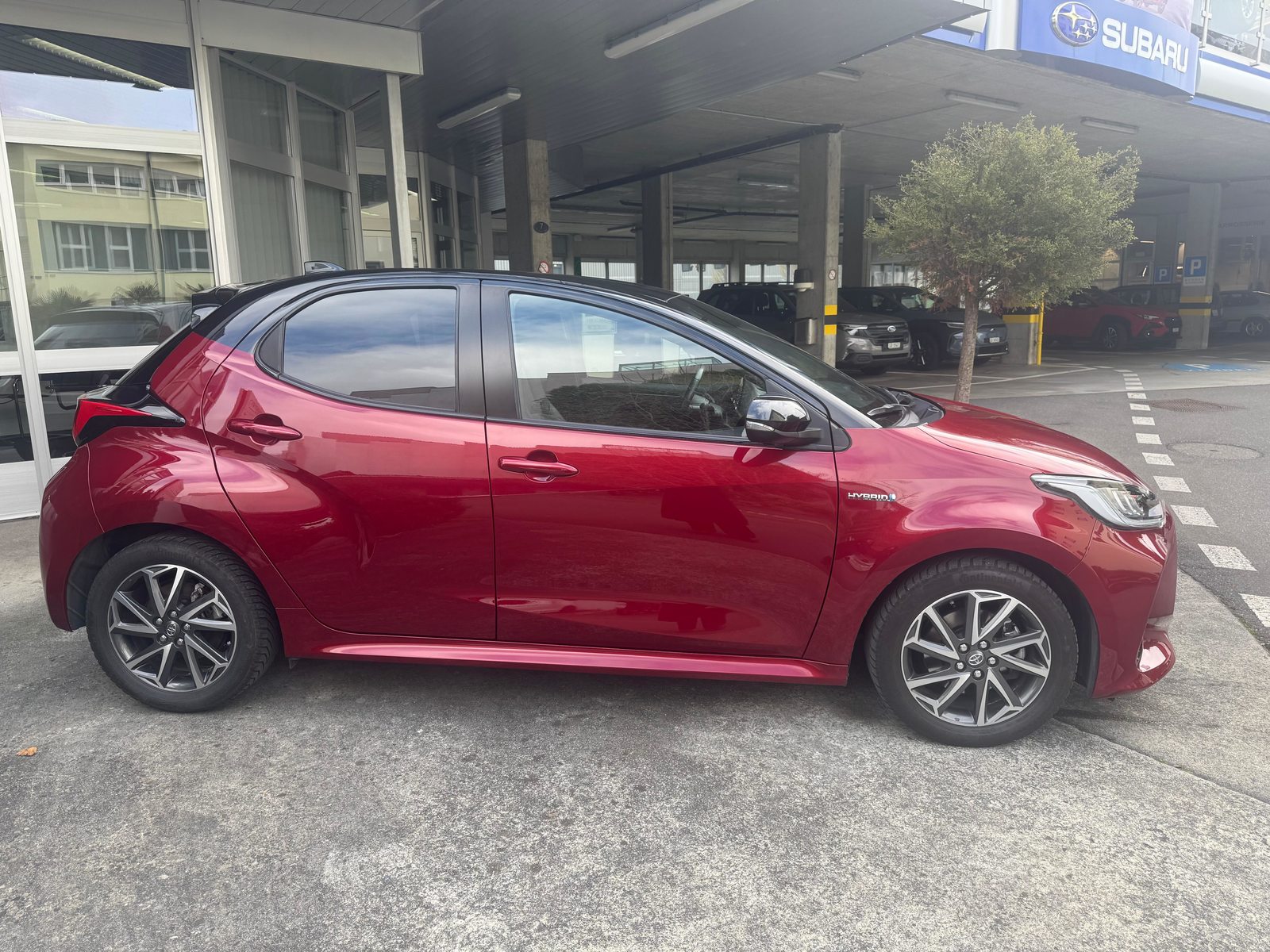 TOYOTA Yaris 1.5 VVT-i HSD Style, Hybride Integrale Benzina/Elettrica, Occasioni / Usate, Automatico - 3