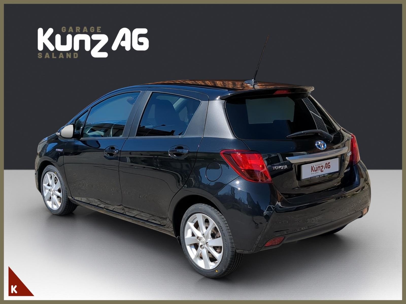 TOYOTA Yaris 1.5 VVT-i HSD Trend, Full-Hybrid Petrol/Electric, Second hand / Used, Automatic - 4