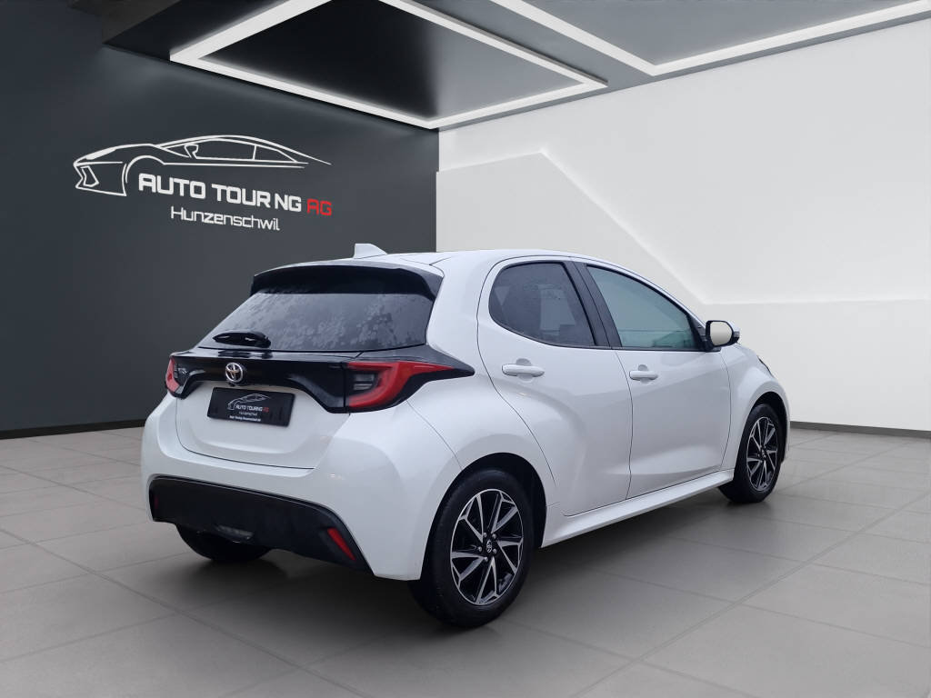TOYOTA Yaris 1.5 VVT-iE Trend MdS, Essence, Occasion / Utilisé, Automatique - 3