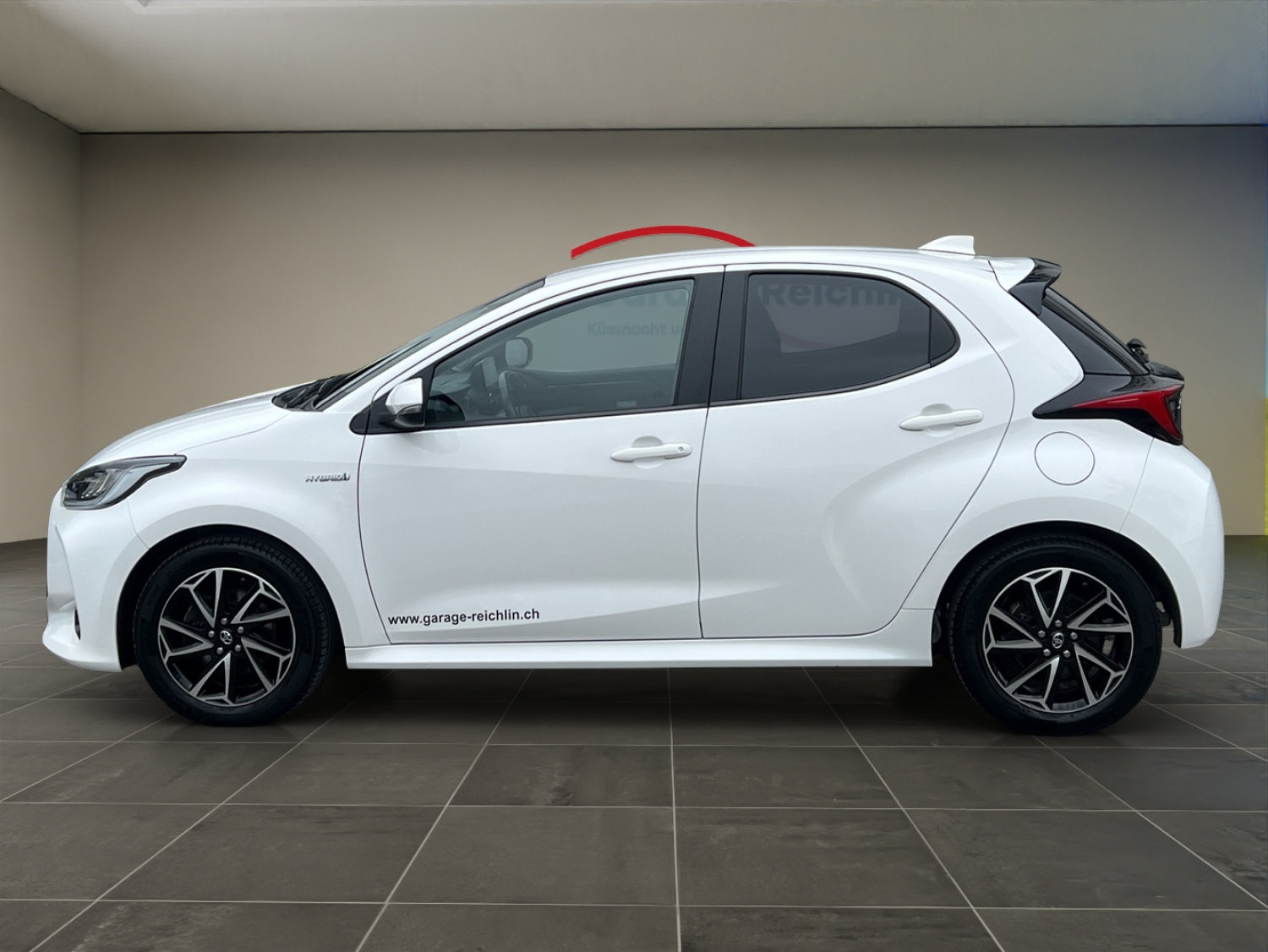TOYOTA Yaris 1.5 VVT-i HSD Trend, Hybride Intégral Essence/Électricité, Occasion / Utilisé, Automatique - 2