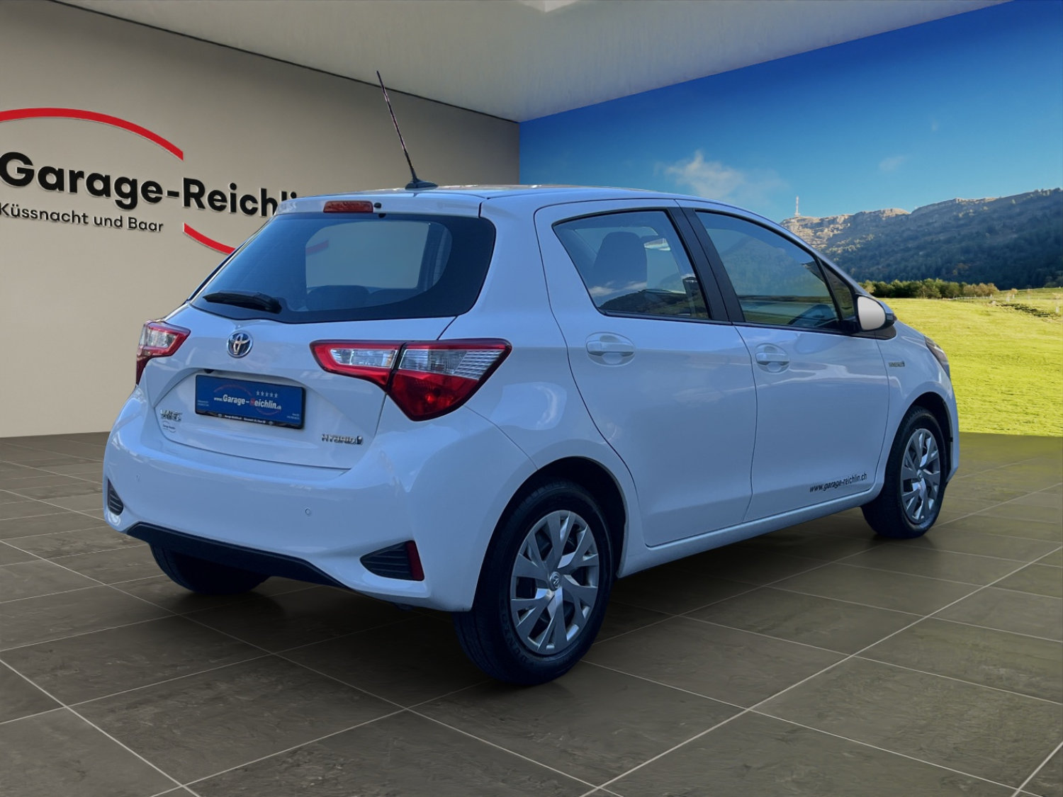 TOYOTA Yaris 1.5 VVT-i HSD Comfort, Hybride Intégral Essence/Électricité, Occasion / Utilisé, Automatique - 5