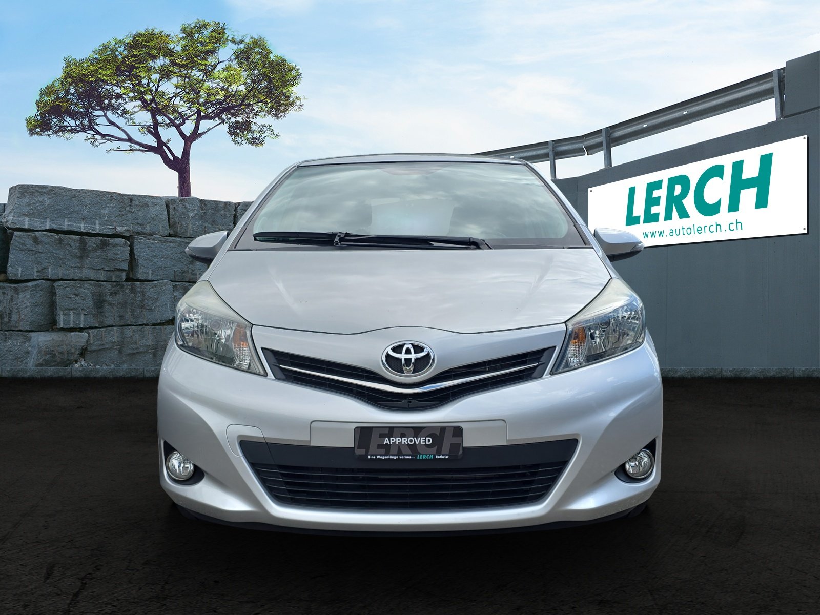 TOYOTA Yaris 1.33 Style Multidrive, Petrol, Second hand / Used, Automatic - 2