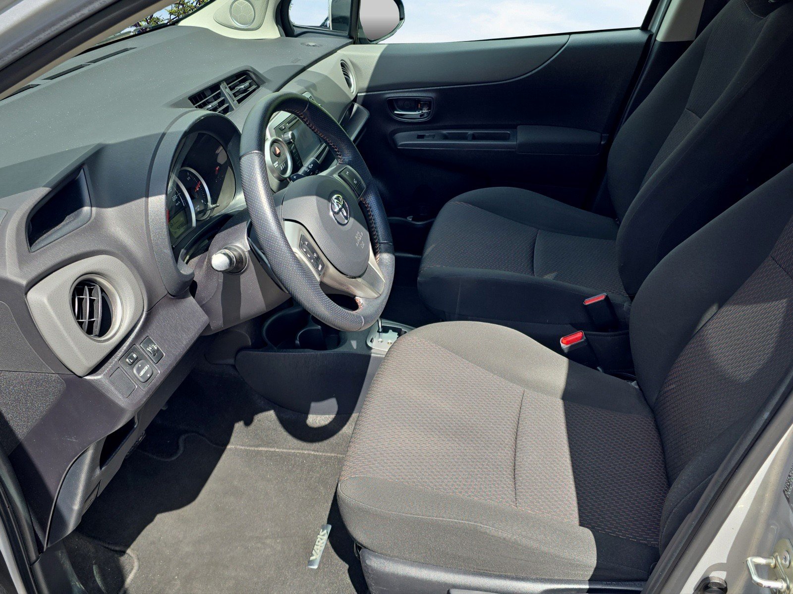 TOYOTA Yaris 1.33 Style Multidrive, Petrol, Second hand / Used, Automatic - 7