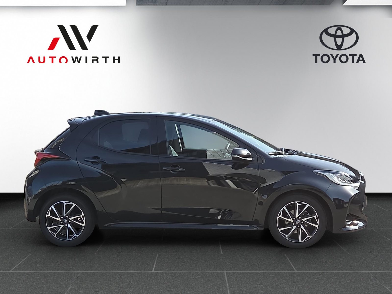 TOYOTA Yaris 1.5 VVT-iE Trend, Benzina, Occasioni / Usate, Manuale - 4