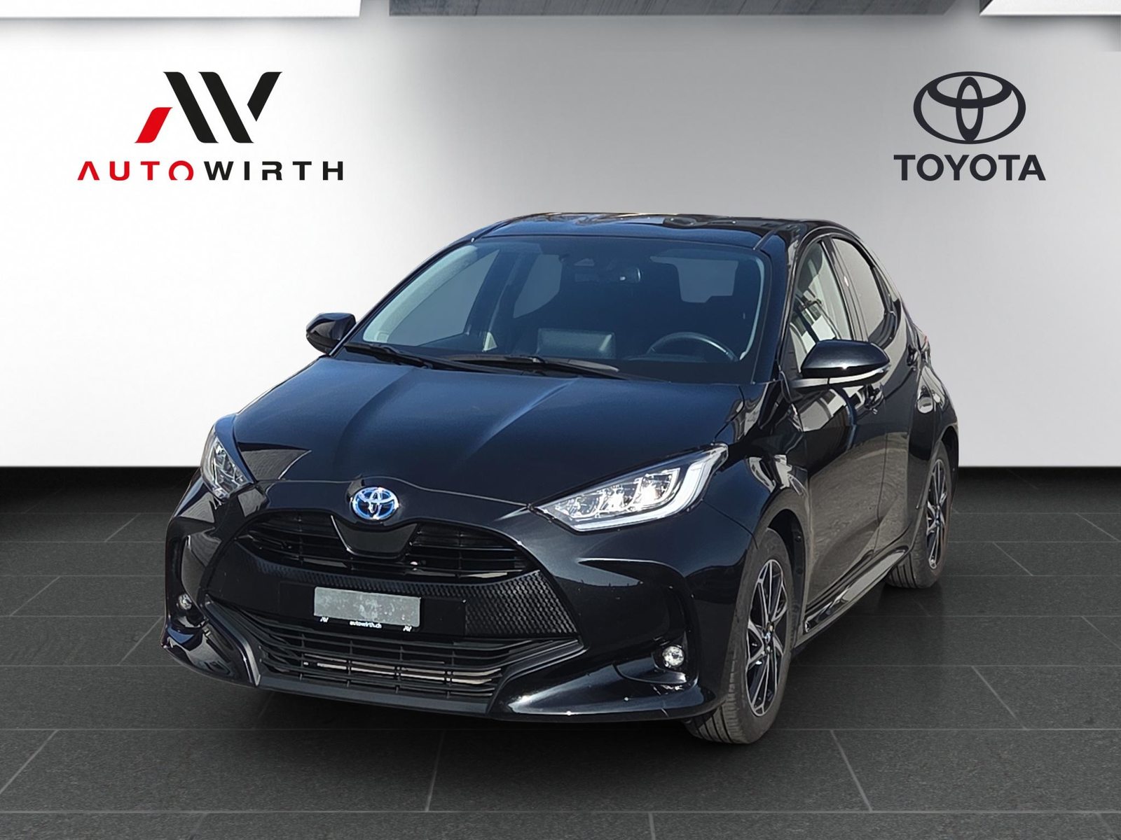 TOYOTA Yaris 1.5 VVT-i HSD Trend
