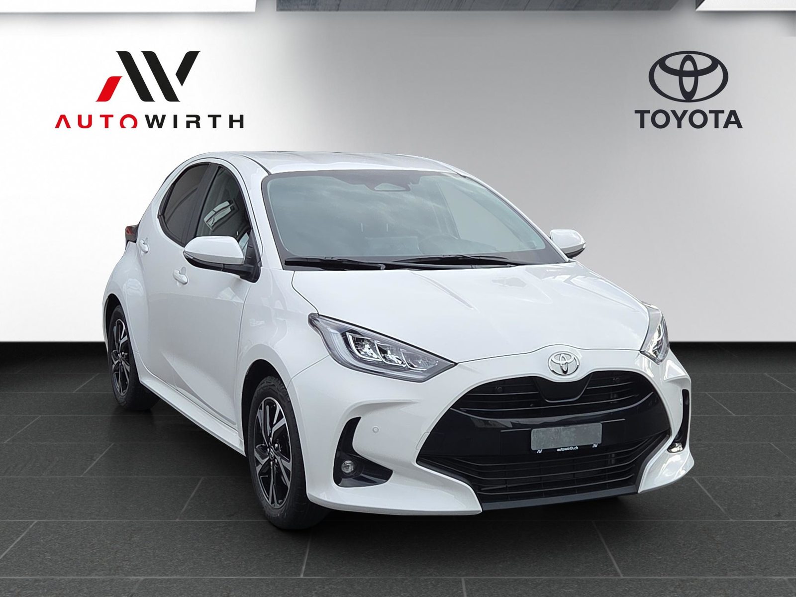 TOYOTA Yaris 1.5 VVT-i HSD Trend, Hybride Integrale Benzina/Elettrica, Occasioni / Usate, Automatico - 3