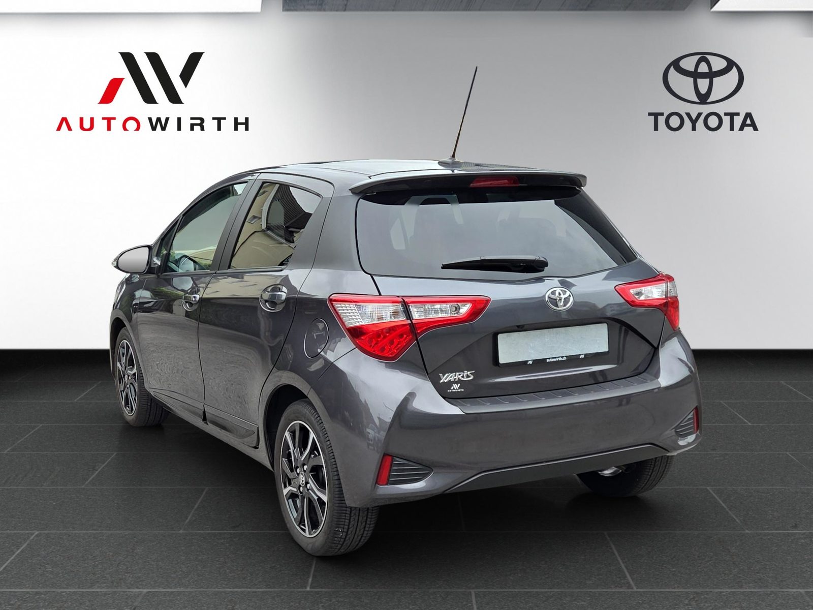 TOYOTA Yaris 1.5 VVT-iE Trend MdS, Benzin, Occasion / Gebraucht, Automatik - 7