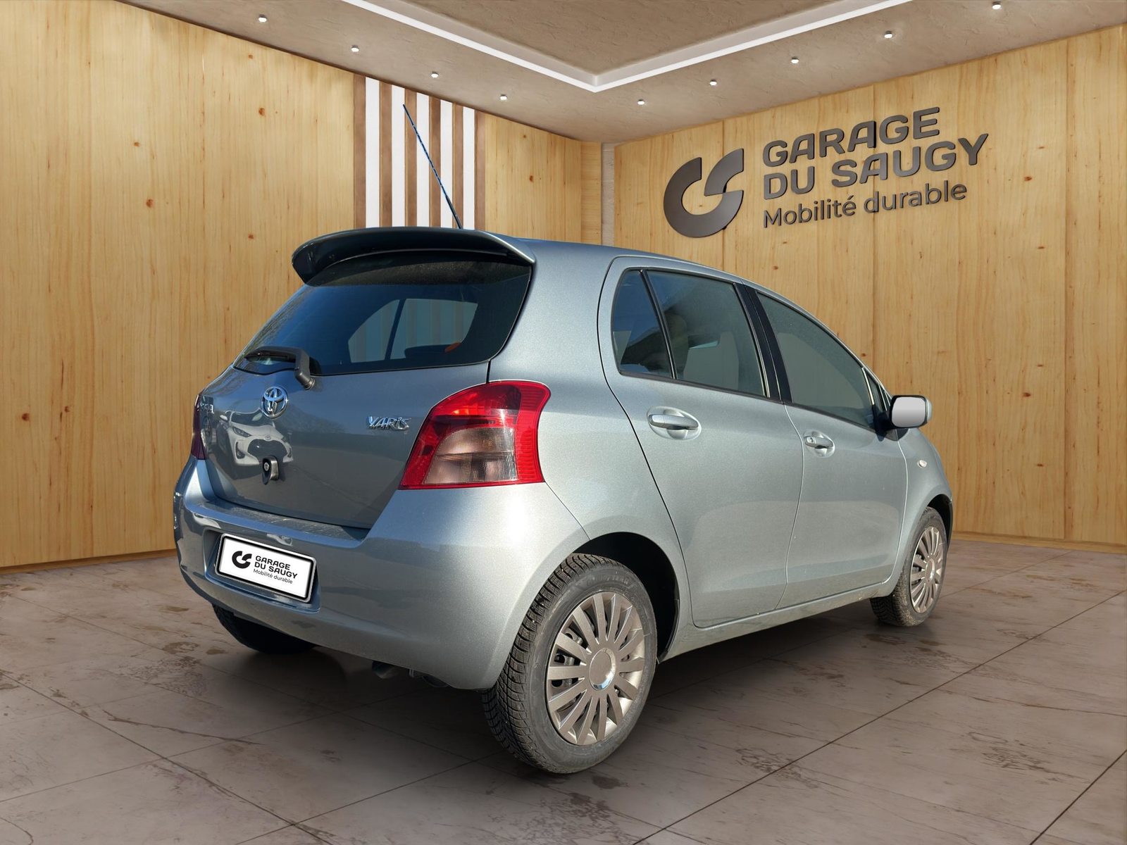 TOYOTA Yaris 1.3 16V Linea Sol, Essence, Occasion / Utilisé, Manuelle - 6