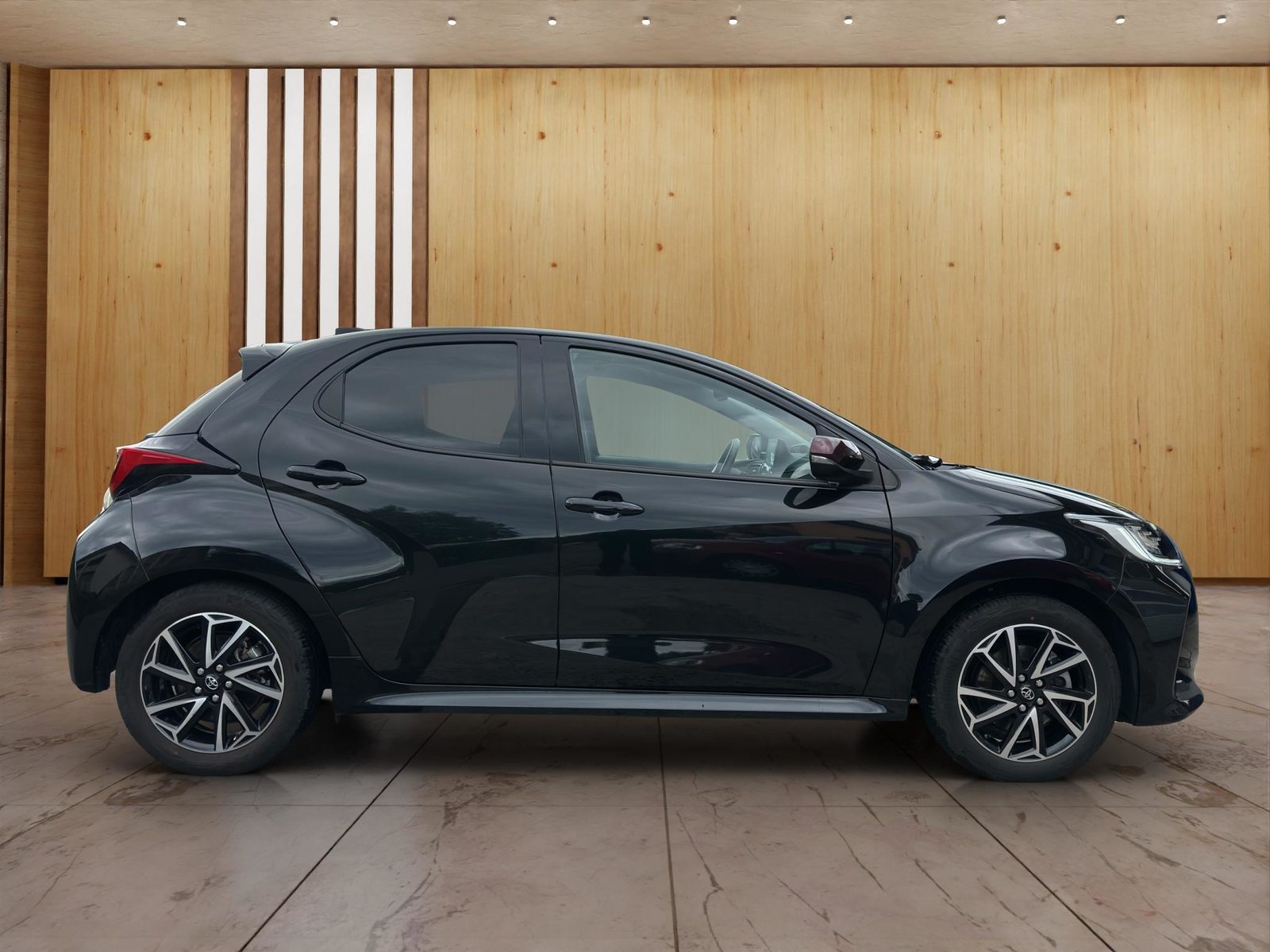 TOYOTA Yaris 1.5 VVT-i HSD Trend, Hybride Intégral Essence/Électricité, Occasion / Utilisé, Automatique - 7