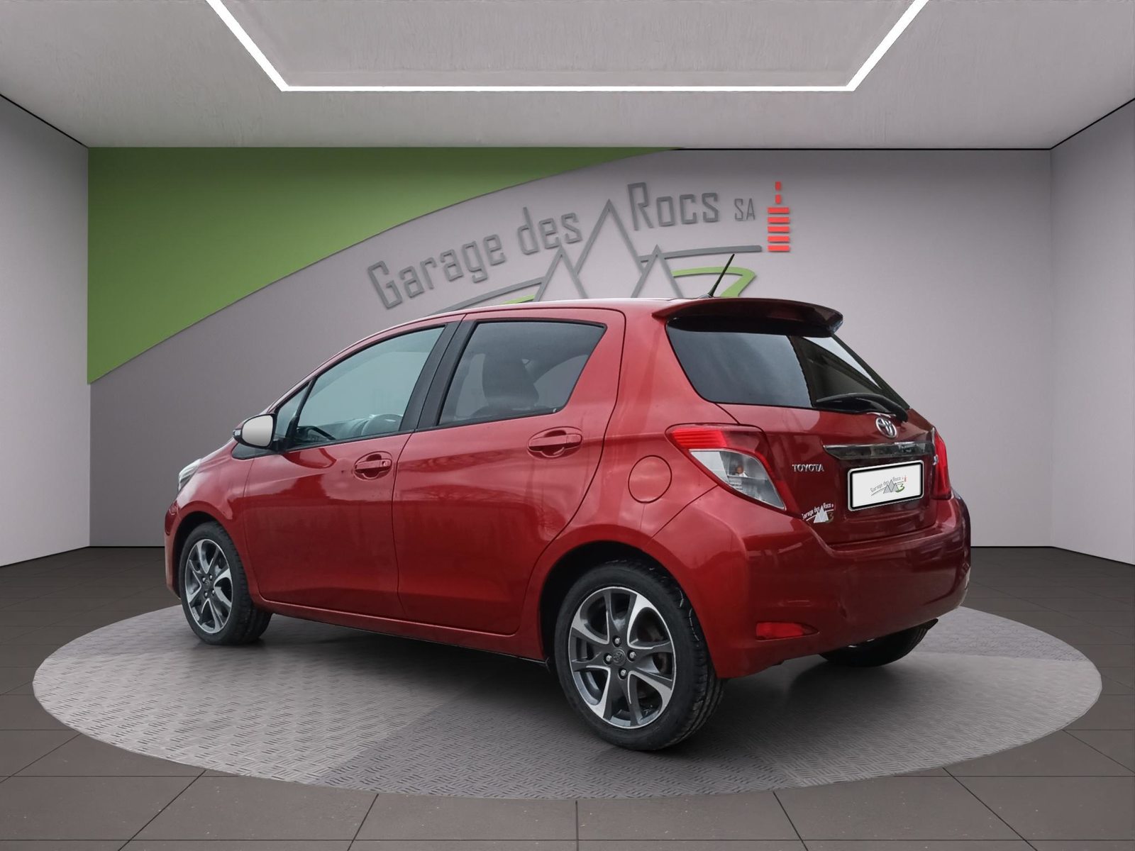 TOYOTA Yaris 1.33 VVT-i Style, Petrol, Second hand / Used, Manual - 5