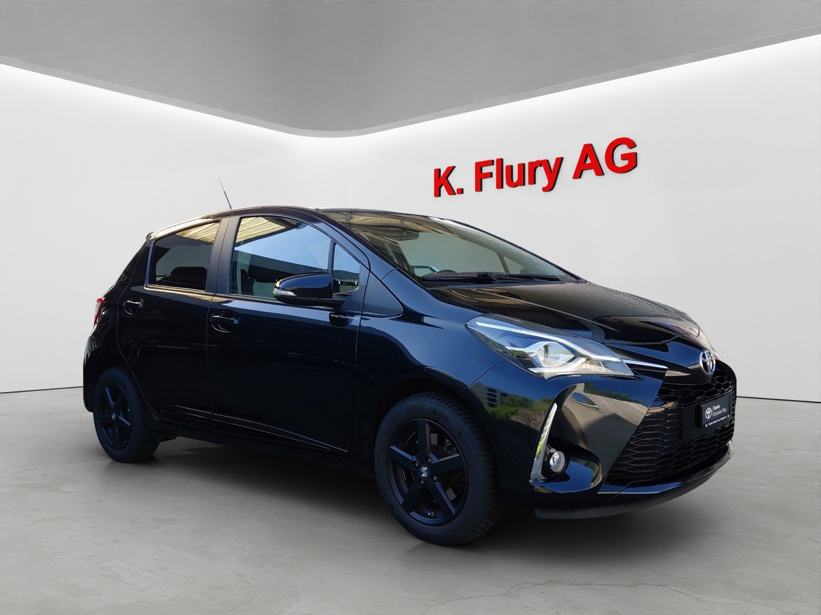 TOYOTA Yaris 1.5 VVT-iE Trend, Petrol, Second hand / Used, Manual - 6