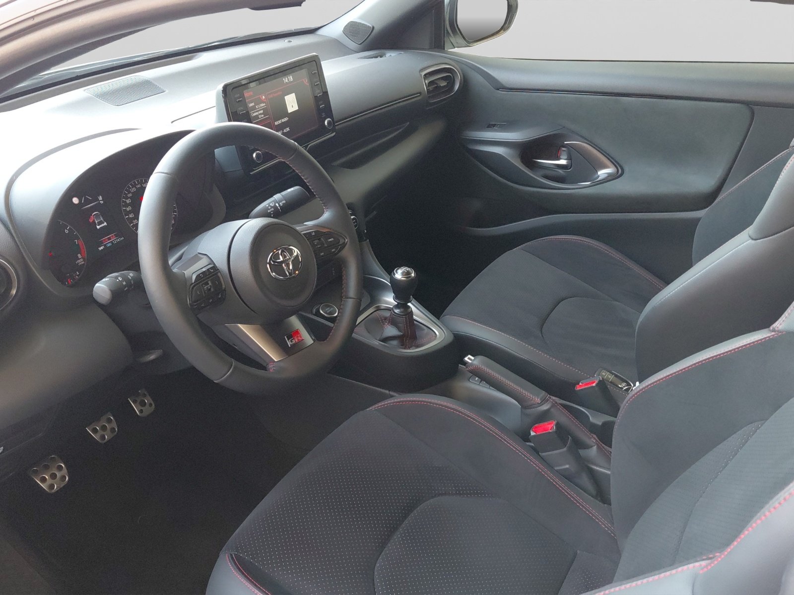 TOYOTA GR Yaris 1.6 Turbo Sport 4x4, Benzin, Occasion / Gebraucht, Handschaltung - 7