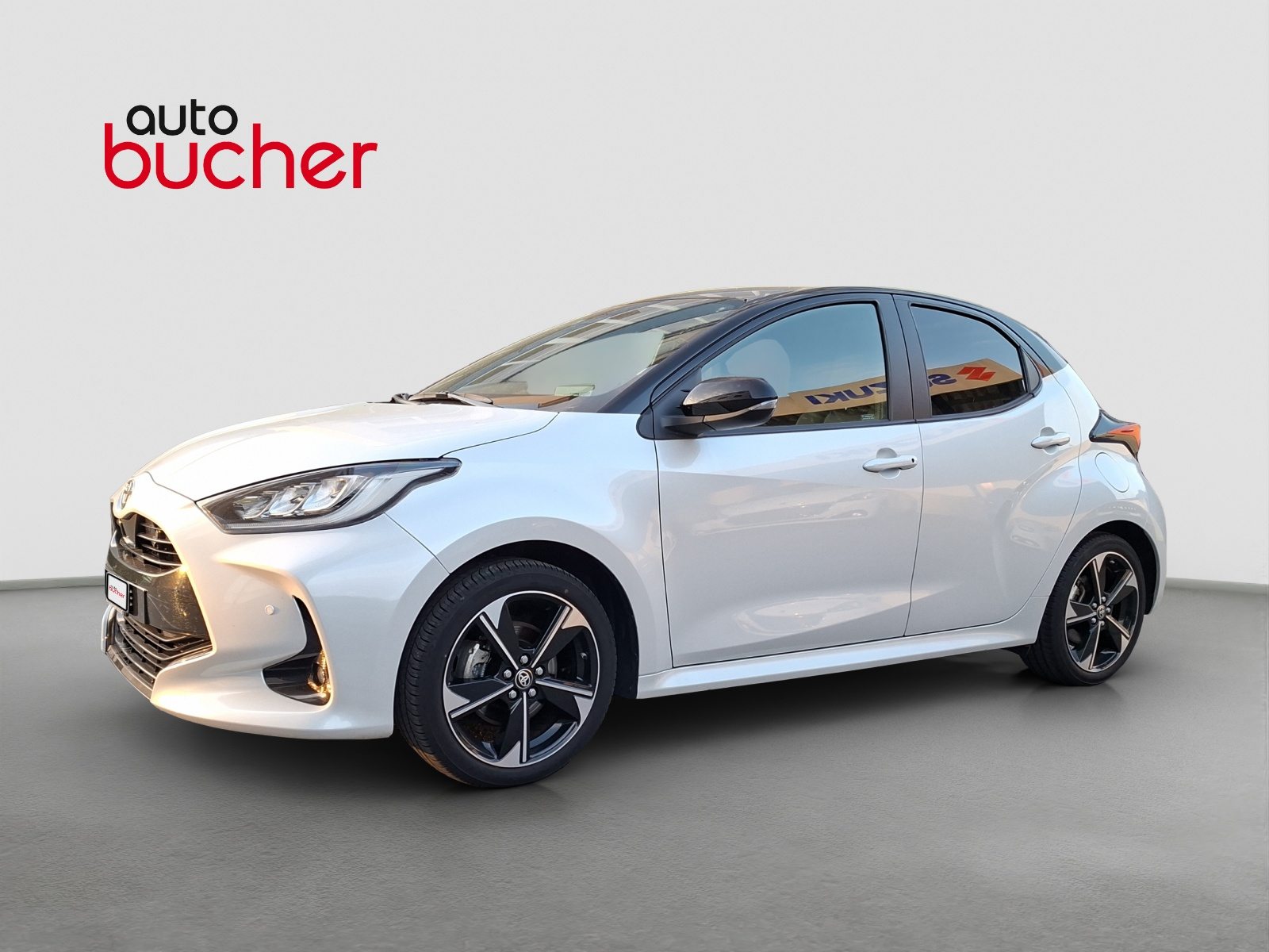 TOYOTA Yaris 1.5 VVT-i HSD Premiere Edition, Full-Hybrid Petrol/Electric, Second hand / Used, Automatic - 2