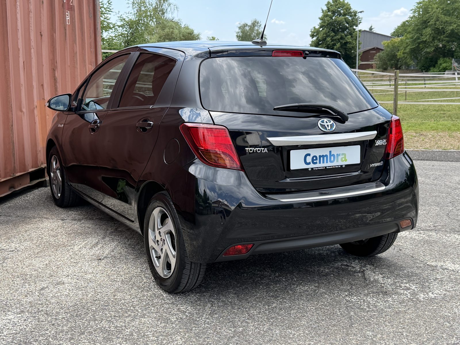 TOYOTA Yaris 1.5 VVT-i HSD Trend, Voll-Hybrid Benzin/Elektro, Occasion / Gebraucht - 4