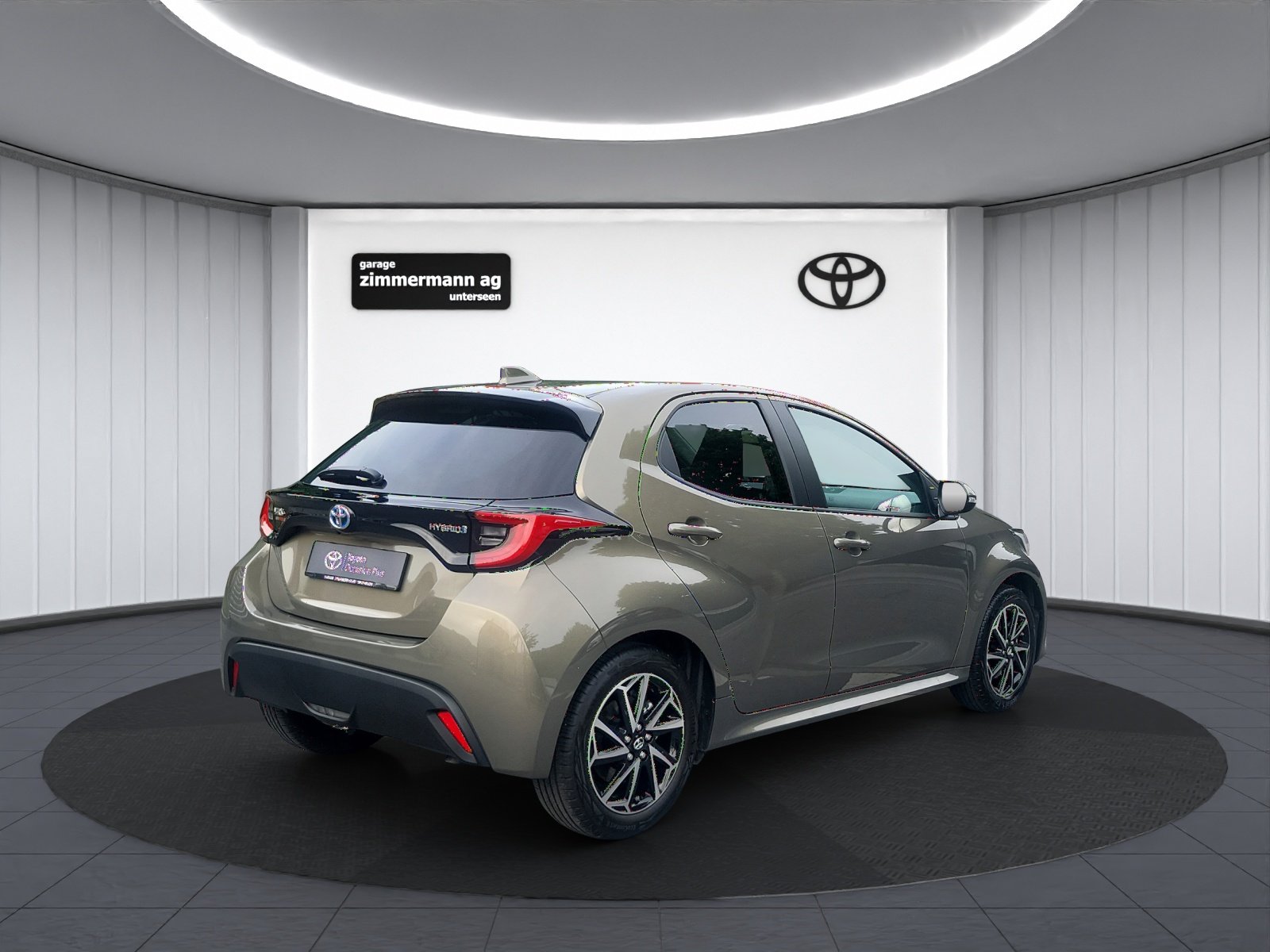 TOYOTA Yaris 1.5 VVT-i HSD Trend, Hybride Intégral Essence/Électricité, Occasion / Utilisé, Automatique - 7