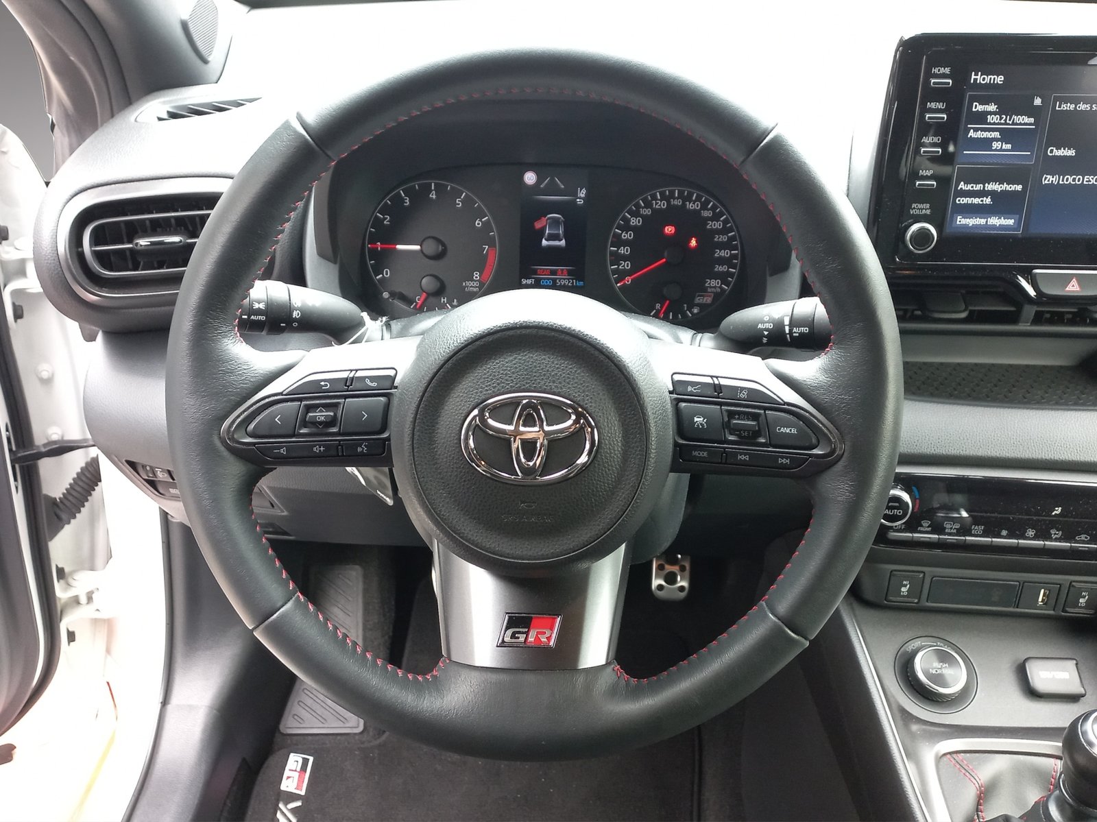TOYOTA Yaris 1.6 GR Sport, Essence, Occasion / Utilisé, Manuelle - 7