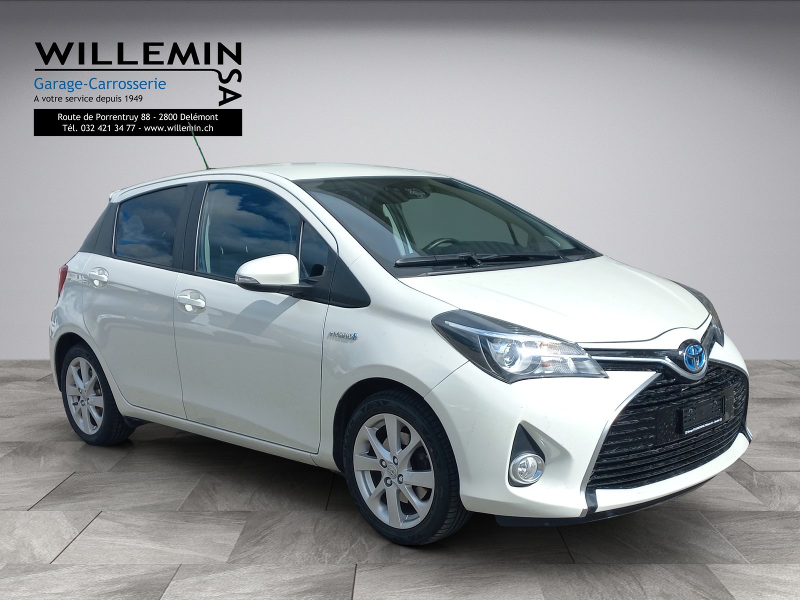 TOYOTA Yaris 1.5 Trend e-CVT, Hybride Intégral Essence/Électricité, Occasion / Utilisé, Automatique - 4