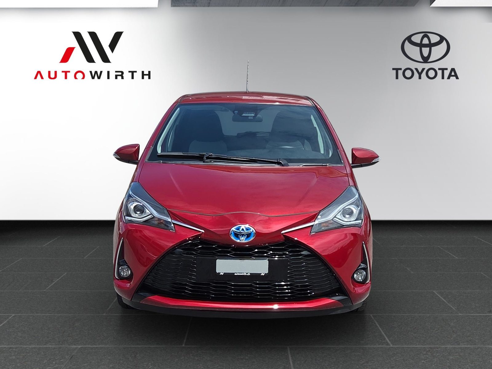 TOYOTA Yaris 1.5 VVT-i HSD Trend, Hybride Integrale Benzina/Elettrica, Occasioni / Usate, Automatico - 2