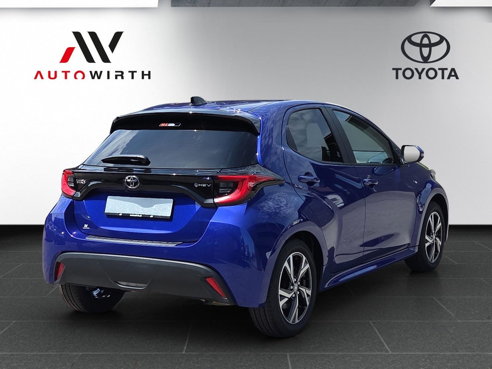 TOYOTA Yaris 1.5 VVT-i HSD Trend, Full-Hybrid Petrol/Electric, Second hand / Used, Automatic - 5