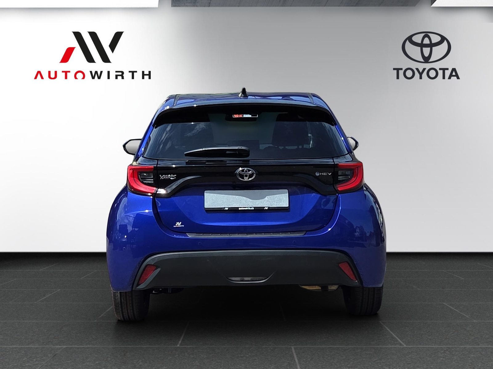 TOYOTA Yaris 1.5 VVT-i HSD Trend, Full-Hybrid Petrol/Electric, Second hand / Used, Automatic - 6
