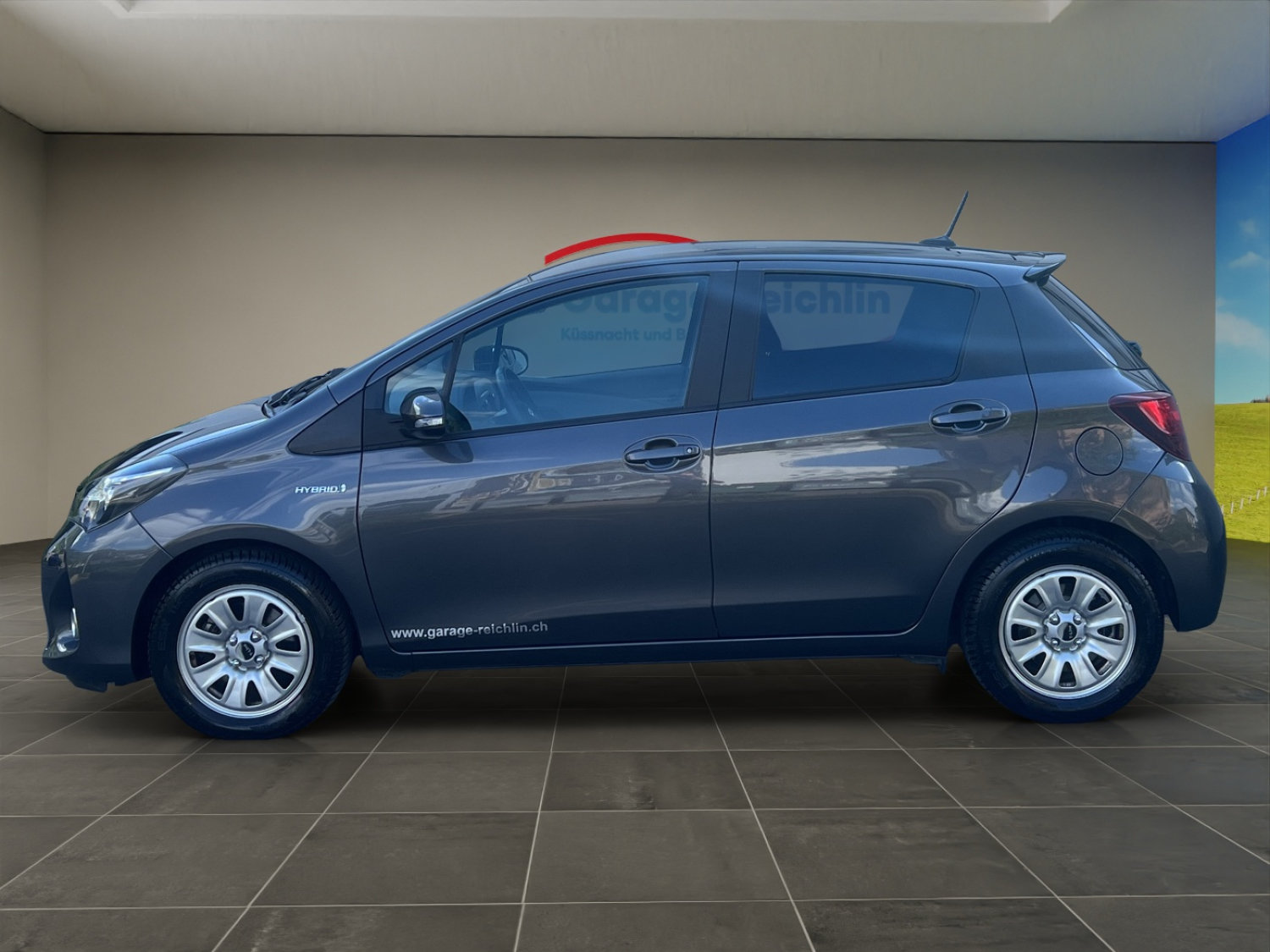 TOYOTA Yaris 1.5 VVT-i HSD Trend, Voll-Hybrid Benzin/Elektro, Occasion / Gebraucht, Automatik - 2