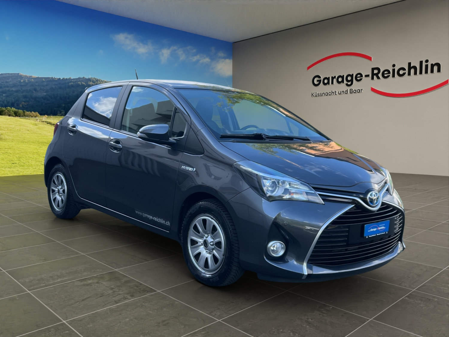 TOYOTA Yaris 1.5 VVT-i HSD Trend, Voll-Hybrid Benzin/Elektro, Occasion / Gebraucht, Automatik - 7