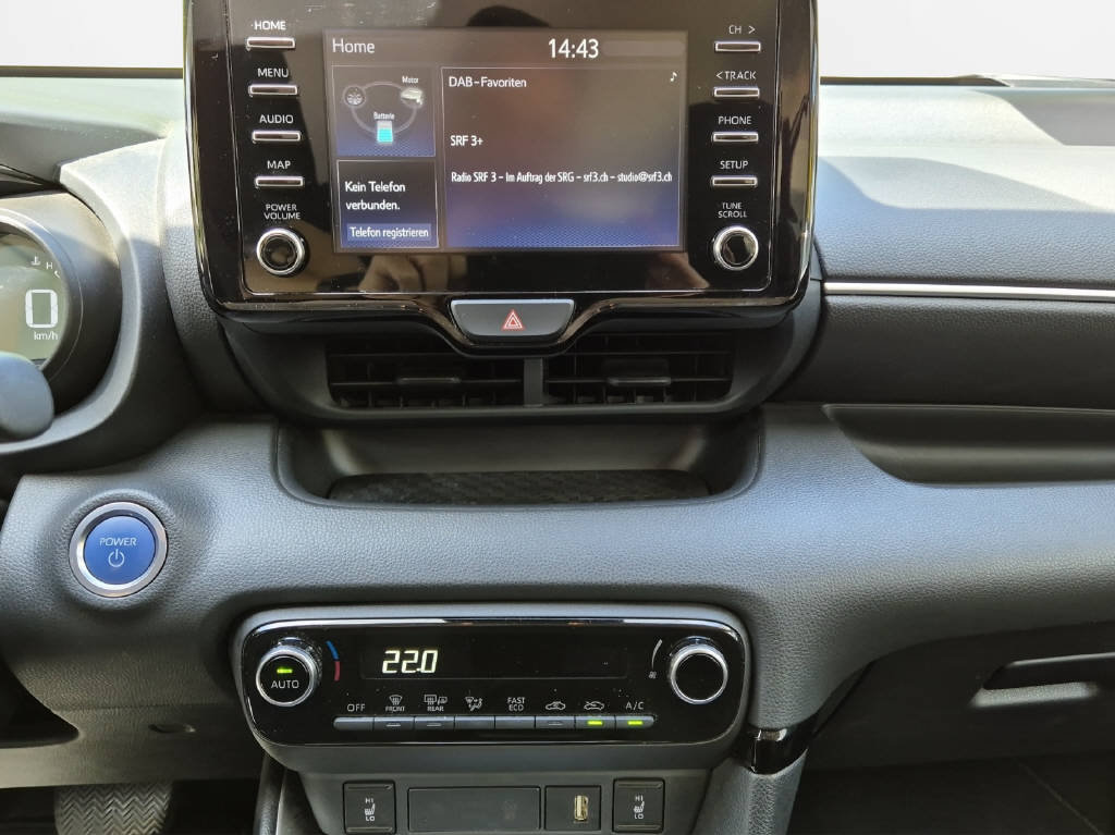 TOYOTA Yaris 1.5 VVT-i HSD Trend, Hybride Integrale Benzina/Elettrica, Occasioni / Usate, Automatico - 7