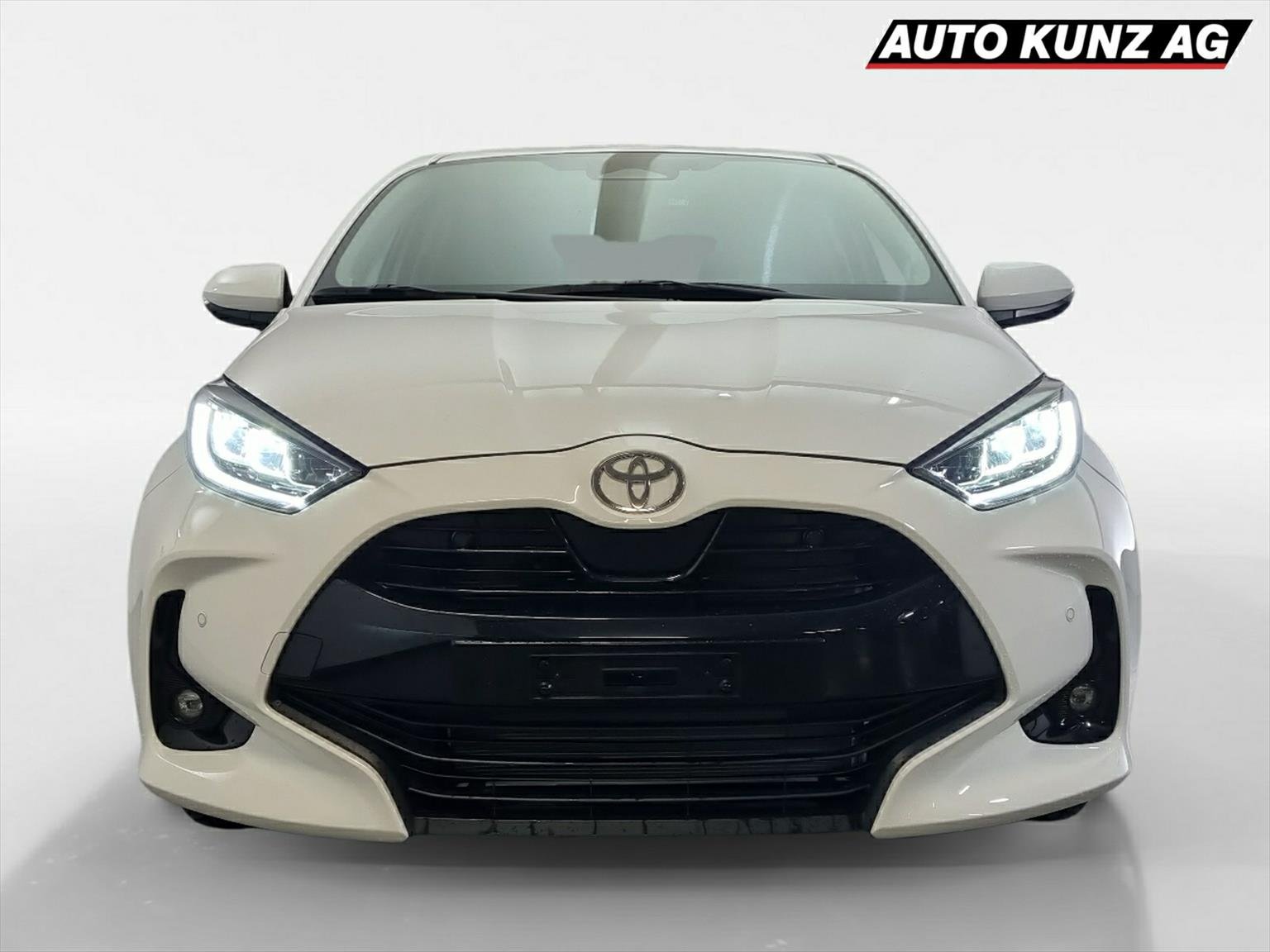 TOYOTA Yaris 1.5 Hybrid e-CVT Trend, Occasion / Gebraucht, Automatik - 3