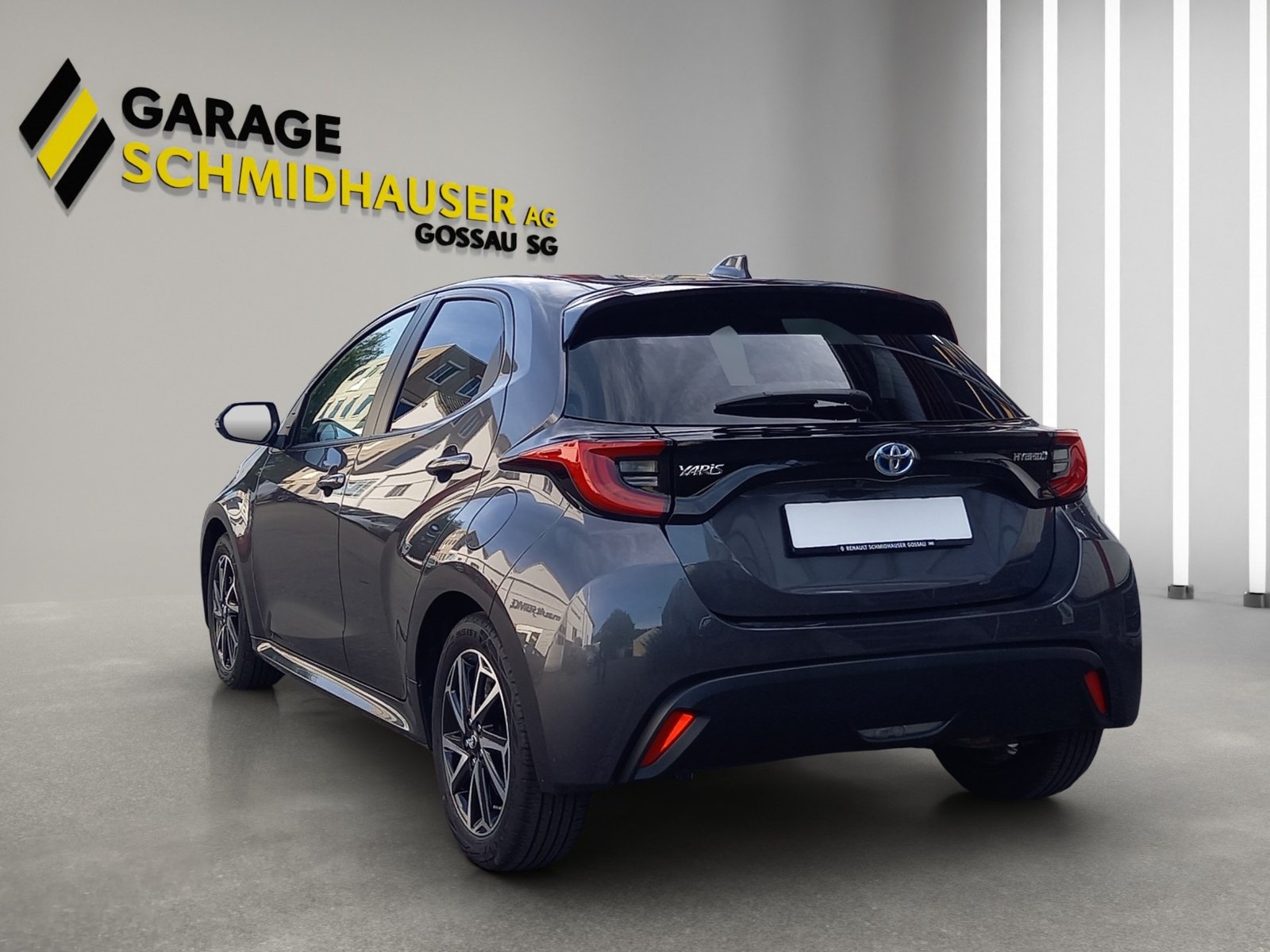 TOYOTA Yaris 1.5 VVT-i HSD Trend, Voll-Hybrid Benzin/Elektro, Occasion / Gebraucht, Automatik - 3