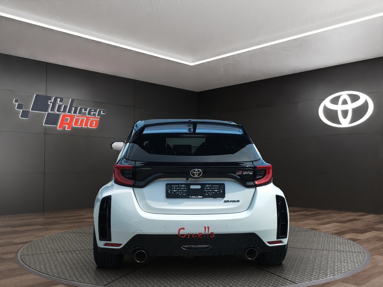TOYOTA GR Yaris 1.6 Turbo Sport 4x4, Benzin, Occasion / Gebraucht, Handschaltung - 4