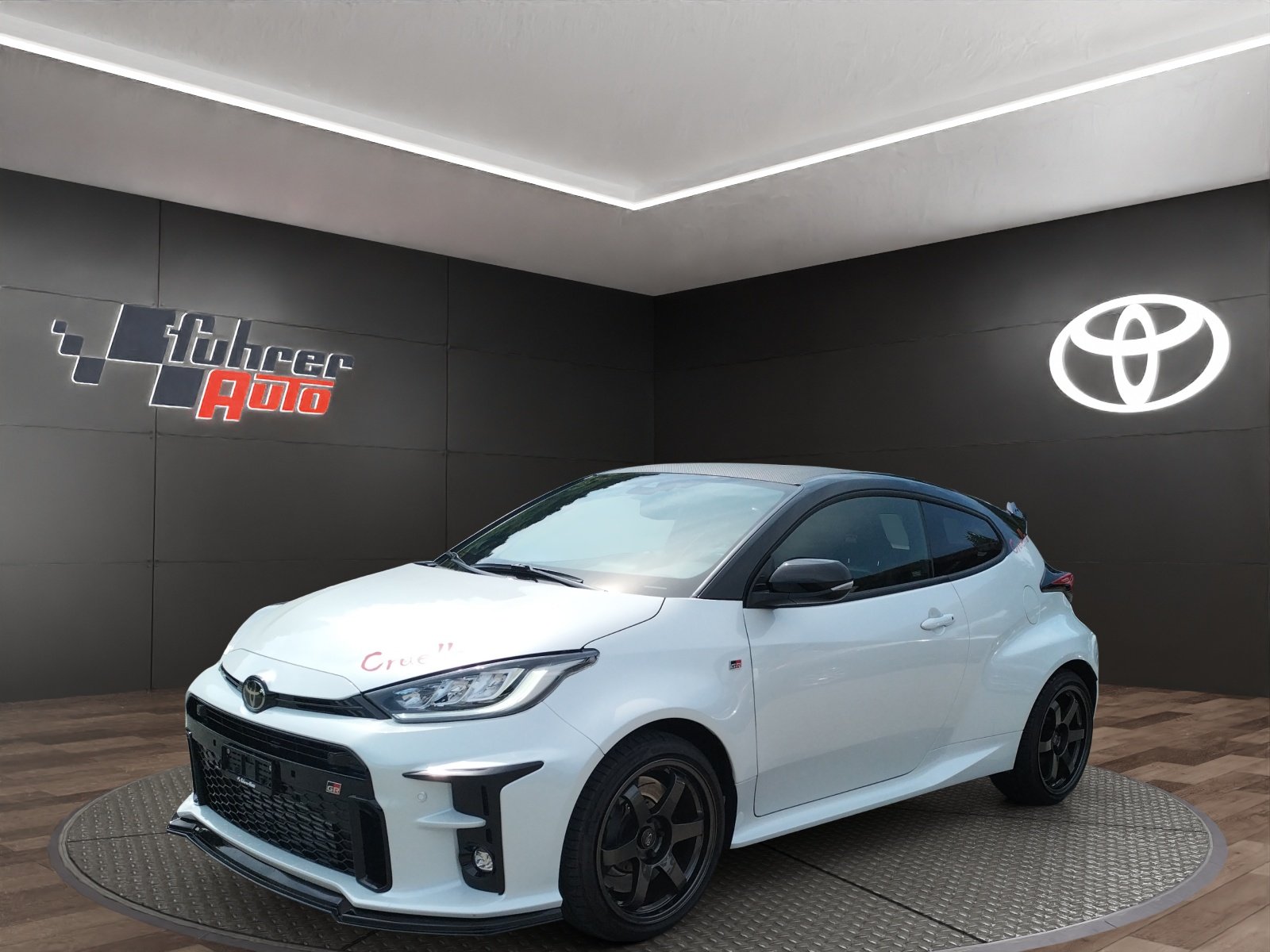 TOYOTA GR Yaris 1.6 Turbo Sport 4x4, Benzin, Occasion / Gebraucht, Handschaltung - 5
