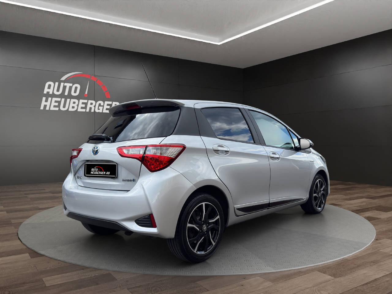 TOYOTA Yaris 1.5 VVT-i HSD Trend, Hybride Intégral Essence/Électricité, Occasion / Utilisé, Automatique - 3