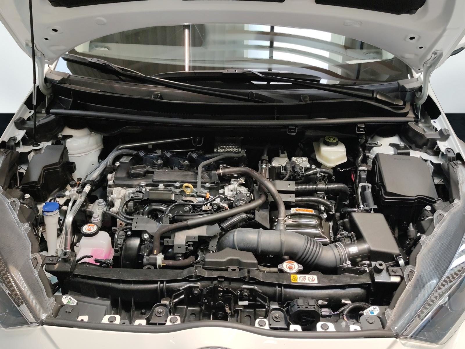 TOYOTA Yaris 1.5 VVT-i HSD Comfort, Full-Hybrid Petrol/Electric, Second hand / Used, Automatic - 6
